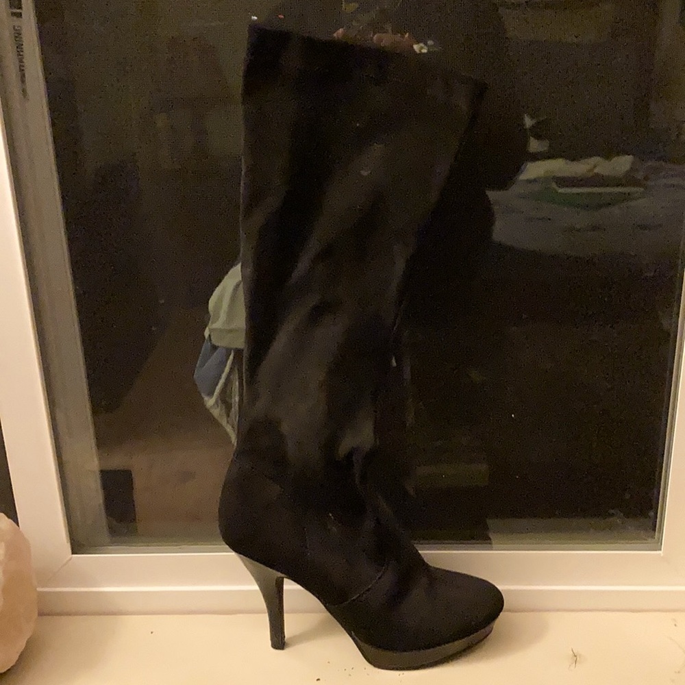 Unlisted Sexy Black 1/2” Platform boots with 4 inch heel gently worn